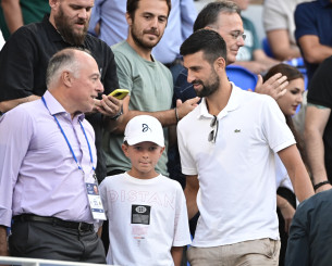 Σχεδόν κανένας γονιός δεν το κάνει πια, αλλά ο Τζόκοβιτς επιμένει σε αυτόν τον αυστηρό κανόνα για τα παιδιά του