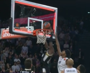 Το «τρελό» φινάλε στην αναμέτρηση της Βιλερμπάν με την Αρμάνι (video)