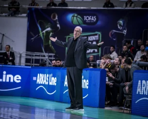 Σάκοτα: «Μεγάλη νίκη, να συνεχίσουμε να παίζουμε σοβαρά»