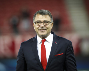 Ο «Sir Takis» δείχνει ότι ακόμα το έχει - Το εντυπωσιακό ξεκίνημά του με τη Ραντνίσκι Νις