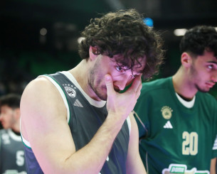 Οι φίλοι του Παναθηναϊκού αποδοκίμασαν την ομάδα μετά την σοκαριστική ήττα από τον Κολοσσό