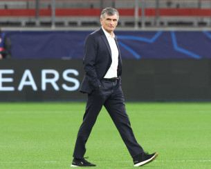 Το... σκεπτικό περπάτημα του Μεντιλίμπαρ στο γήπεδο της Λεβερκούζεν (video)