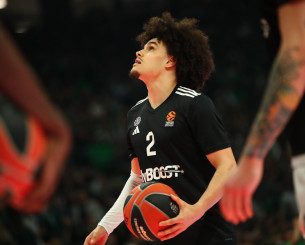 O Χιφί άρχισε να τα... στάζει πριν το τζάμπολ του Παναθηναϊκός - Παρί (video)