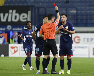 «Αιχμές» του Πανσερραϊκού για τη διαιτησία: «Ντροπή αυτό που έγινε και σήμερα για το ελληνικό ποδόσφαιρο»