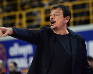 Αταμάν: «Κανένα δράμα μετά τον Κολοσσό -  Οι στόχοι των μεγάλων ομάδων είναι στο τέλος της σεζόν»