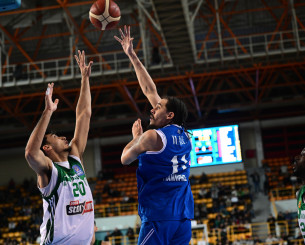 Αγωνία για Γουέαρ στον Ηρακλή, φόβοι για κάταγμα στο δάχτυλο