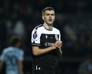 Οι Ολλανδοί αναθεώρησαν για Γερεμέγεφ: Από... παλτό της Τβέντε σε πρωταγωνιστή στο Europa League