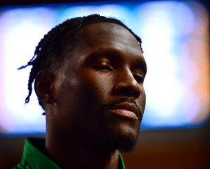 Πώς ο Αταμάν προσαρμόζει τη φιλοσοφία του στον Χέιζ Ντέιβις