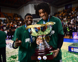 Το «We Won» των γονιών του Χολμς έφτασε μέχρι τα αποδυτήρια του Παναθηναϊκού (video)