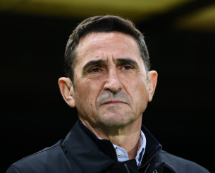 Ο Αρης καθυστέρησε πολύ να διώξει τον Χιμένεθ