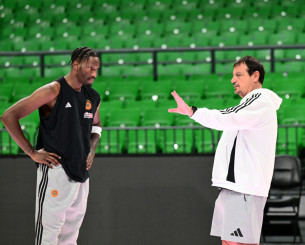 Ψάχνει μια... κουπάτη αντίδραση στην Κρήτη