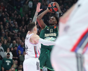 Το φάουλ που ζητάει ο Παναθηναϊκός στο τρίποντο του Χέιζ-Ντέιβις λίγο πριν την εκπνοή (vid)