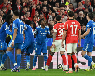 Πώς η λύση «made in NFL» θα μας έδειχνε τι είπε ο Πρεστιάνι στον Βινίσιους ακόμα και με καλυμμένο το πρόσωπο