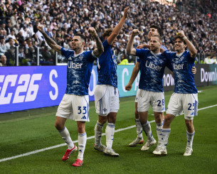 Με ασίστ του Δουβίκα η φοβερή Κόμο «άλωσε» την έδρα της Γιουβέντους και βλέπει τετράδα (video)