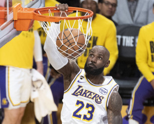 Αναλυτής του NBA «βλέπει» τον ΛεΜπρόν Τζέιμς στους Γουόριορς