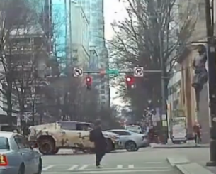 Σε τροχαίο ενεπλάκη ο σούπερ σταρ των Χόρνετς, Λαμέλο Μπολ (video)