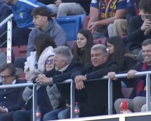 Ο Λαπόρτα τραγούδησε σύνθημα κατά της Ρεάλ: «Όποιος δεν… πηδάει είναι Madridista» (video)