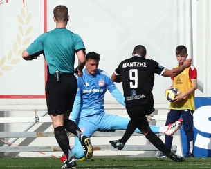 Ο Μάντζης ανοίγει το σκορ για την Καλαμάτα στον Ρέντη κόντρα στον Ολυμπιακό Β (video)