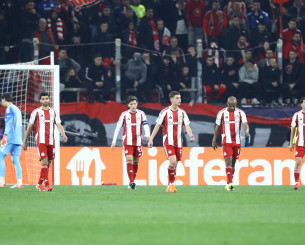 Ο Ολυμπιακός έμεινε «άσφαιρος» για τρίτο σερί ματς μετά από 16 χρόνια!