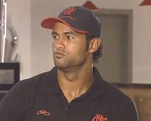 Σκάνδαλο στην Βραζιλία - Τερματοφύλακας που είχε καταδικαστεί για φόνο επιστρέφει στα γήπεδα