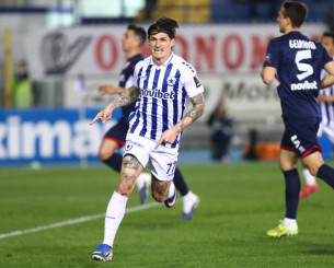 O Τσούμπερ το 1-0 του Ατρόμητου - Πρώτο γκολ του Ελβετού στο πρωτάθλημα (video)