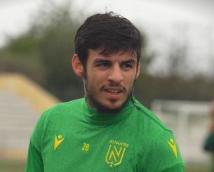 Αρνήθηκε να μπει στο αεροπλάνο της ομάδας, έκανε 2.400 χλμ οδικώς και σκόραρε στον αγώνα!