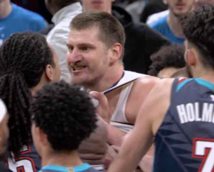 Χαμός με τον Γιόκιτς και τον Ντορτ και σύρραξη στο Θάντερ - Νάγκετς (video)