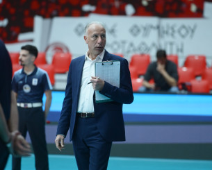 «Καρφιά» του προπονητή της Κηφισιάς: «Συγχαρητήρια στον Ολυμπιακό, έπαιξε κανονικό παιχνίδι σε αντίθεση με άλλα φιλικά»