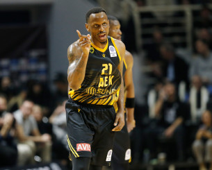 Πανέτοιμη και αποφασισμένη να συνεχίσει νικηφόρα η ΑΕΚ - Τα δεδομένα για 12άδα