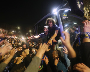 Αποθεωτική υποδοχή του πρωταθλητή Ηρακλή στη Θεσσαλονίκη - Χαμός στο Ιβανώφειο (video)