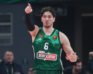 Η απίστευτη σκαστή πάσα του Χέιζ-Ντέιβις στον Οσμάν (video)