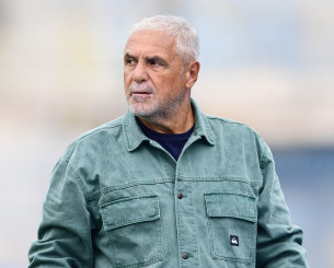 Ο «μετρ των ανόδων» Αλέκος Βοσνιάδης το έκανε ξανά: Οδήγησε έκτη ομάδα σε άνοδο σε 13 χρόνια