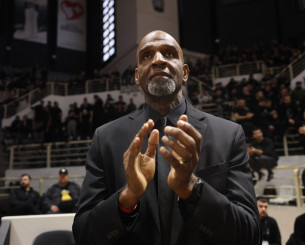 Έρχεται Ελλάδα για το ΠΑΟΚ - Άρης ο Κεν Μπάρλοου