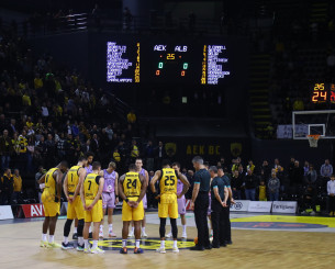 Γεμίζει η Sunel Arena για τη μεγάλη μάχη της ΑΕΚ, άνοιξε και το άνω διάζωμα