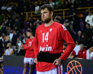 Χωρίς Βεζένκοφ ο Ολυμπιακός κόντρα στην Παρί!