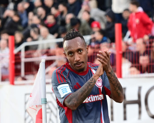 Το άγχος για τη νίκη ήταν πιο μεγάλο εμπόδιο από τον Πανσερραϊκό