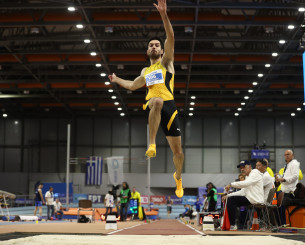 Όγδοος διαδοχικός τίτλος στο Πανελλήνιο κλειστού για τον Τεντόγλου (video)