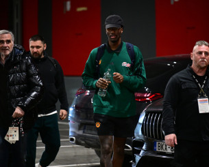 Η αρνητική απάντηση του Ολυμπιακού στον Παναθηναϊκό στο αίτημα Χέιζ-Ντέιβις (video)