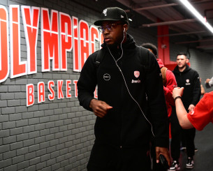 Η άφιξη του Ολυμπιακού στο ΣΕΦ για το παιχνίδι με τον Παναθηναϊκό (video)