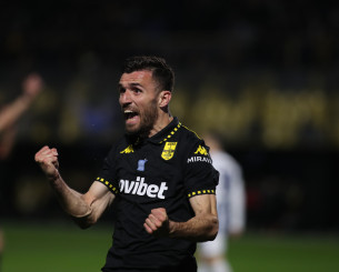 Η κίνηση όλο νόημα του Γιαννιώτα στην αλλαγή του Πέρεθ