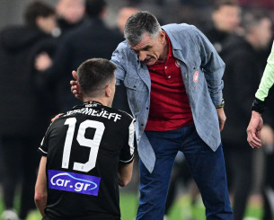 Το χάδι του Μεντιλίμπαρ στον πεσμένο Γερεμέγεφ (photos)