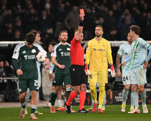 Πάου Λόπεθ: «Ο διαιτητής μας είπε αρχικά πως δεν υπήρχε πέναλτι στον Σφιντέρσκι»