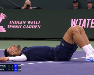 Είναι 38 χρόνων, πώς το έκανε; Ο Τζόκοβιτς κέρδισε τον πόντο της χρονιάς μετά από ασύλληπτο ράλι με τον Ντρέιπερ (video)