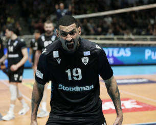 Ο ΠΑΟΚ νίκησε τον Ολυμπιακό και τον έστειλε στα ημιτελικά του πρωταθλήματος με τον Παναθηναϊκό