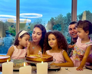 Το συγκινητικό μήνυμα ευγνωμοσύνης του Κριστιάνο για τις γυναίκες της ζωής του (photo)