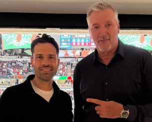 Ο Κωνσταντίνος Αργυρός είδε ματς των Μπουλς και φωτογραφήθηκε με τον Τόνι Κούκοτς (photo)