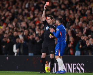 Γράφει ιστορία για τους λάθος λόγους η Τσέλσι: Έφτασε τις εννέα κόκκινες στην Premier και ετοιμάζεται για ρεκόρ