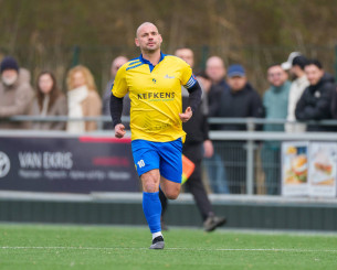 Ο Σνάιντερ φόρεσε ξανά τα ποδοσφαιρικά του παπούτσια στα 41 του - Με ποια ομάδα αγωνίζεται