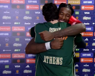 Η αγκαλιά Οσμάν - Λεσόρ στο flash interview: «Είναι η ψυχή αυτής της ομάδας»