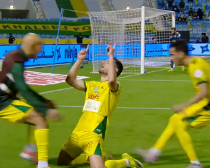 Με ασύλληπτη πλασεδάρα του Μασούρα και νέο γκολ του Φορτούνη πήρε το τρίποντο η Αλ Καλίτζ